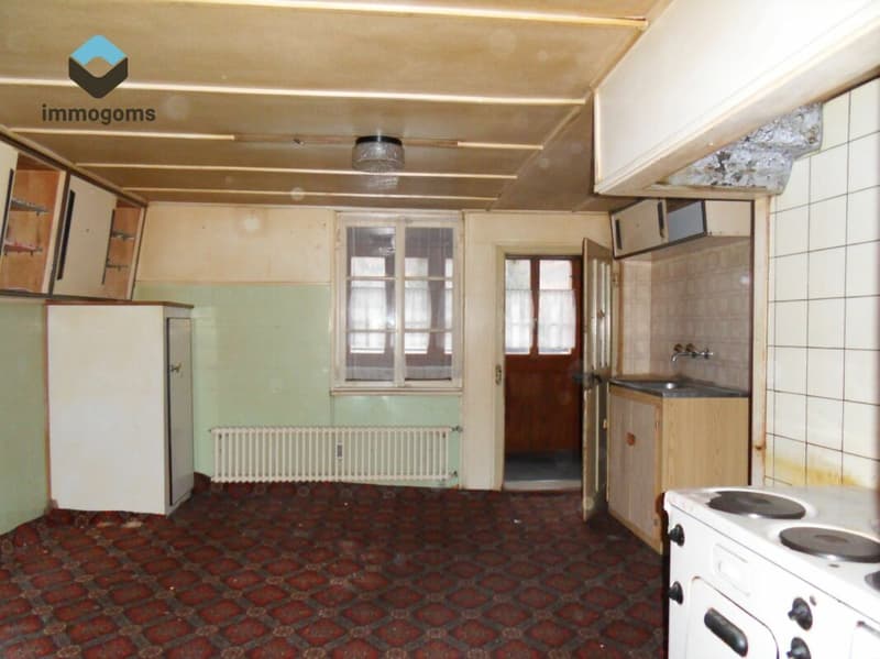 Maison avec trois appartements dans un emplacement central (5)