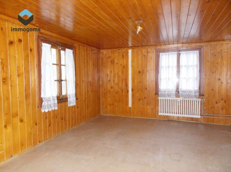 Maison avec trois appartements dans un emplacement central (10)