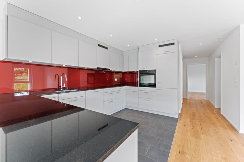 Traumhafte 3.5-Zimmer-Neubau Wohnung in Tramelan (3)