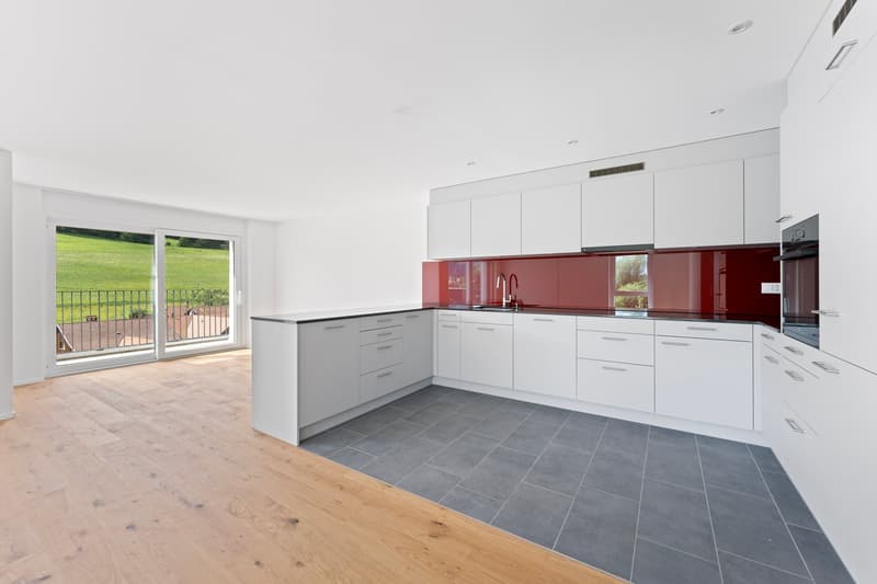 Traumhafte 3.5-Zimmer-Neubau Wohnung in Tramelan (2)