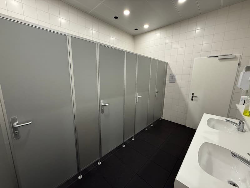 Bureaux spacieux de 526 m² à Marin – Accessibles et bien desservis (10)