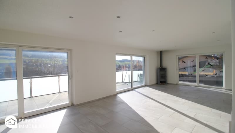 Villa d'architecte moderne avec vue dégagée sur la vallée (9)