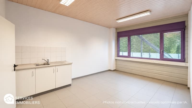 Bureau secondaire ou cafétéria