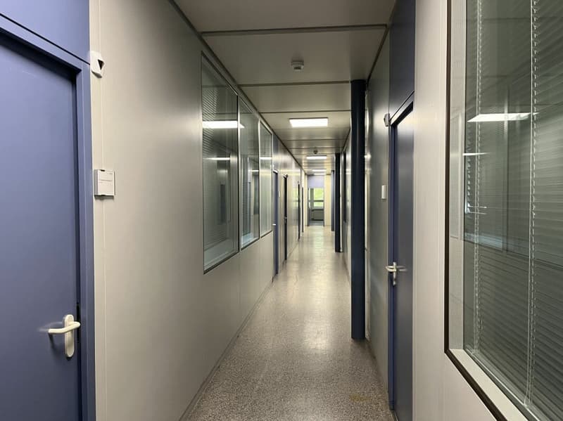 Uffici situati centralmente a Ittigen (3)
