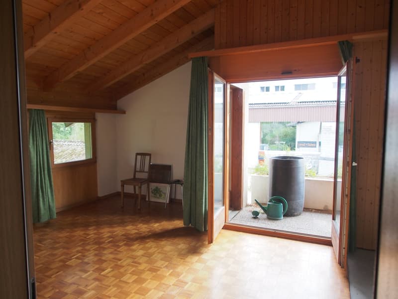 Ampia casa unifamiliare con giardino a Schüpfen (11)