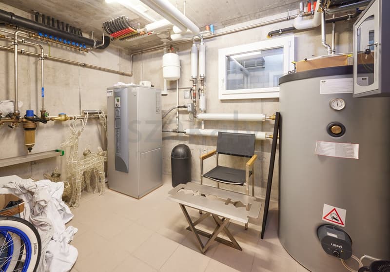 Maison de campagne détachée de 5½ à 6½ pièces à Uttigen (18)