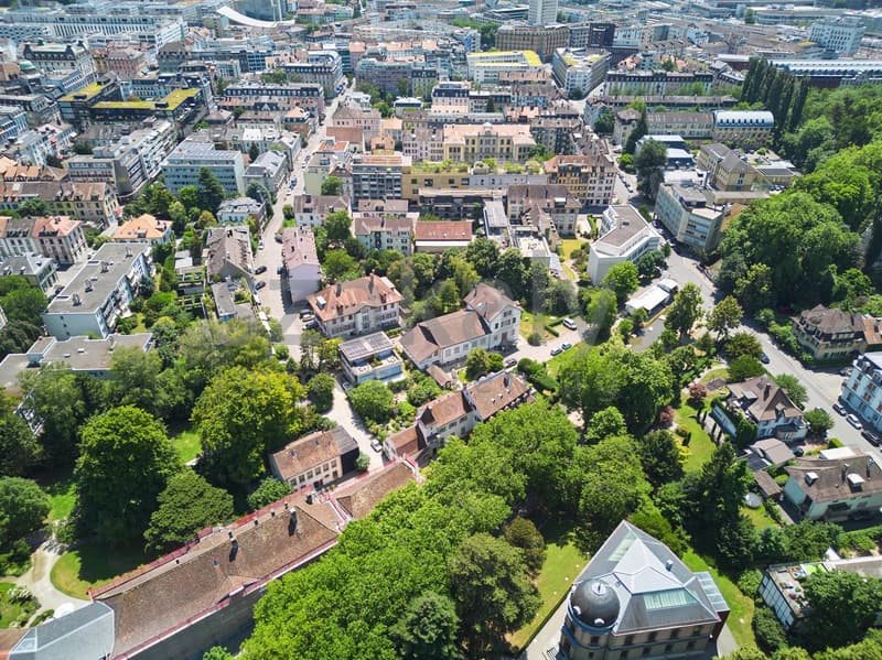 Dreifamilienhaus mit Charme in alterwürdigem Gemäuer (21)
