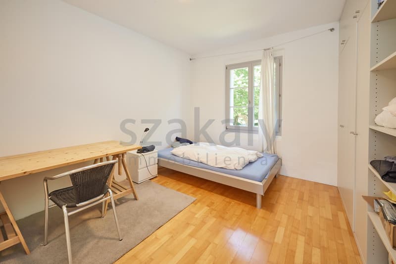 Dreifamilienhaus mit Charme in alterwürdigem Gemäuer (18)
