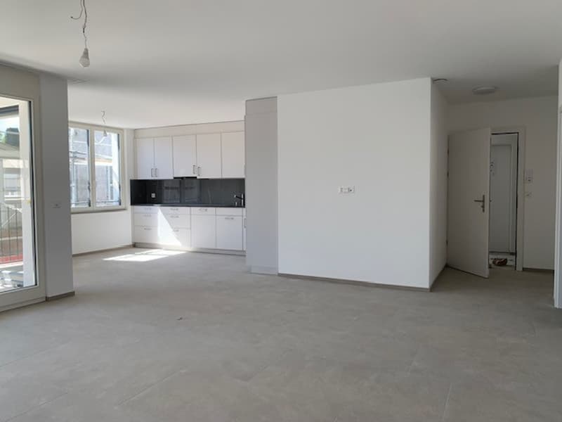 hochwertige 3.5-Zimmer-Neubauwohnung direkt beim Bahnhof (2)