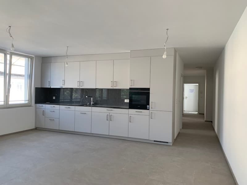 Neubauwohnung 3.5-Zimmer direkt beim Bahnhof (2)