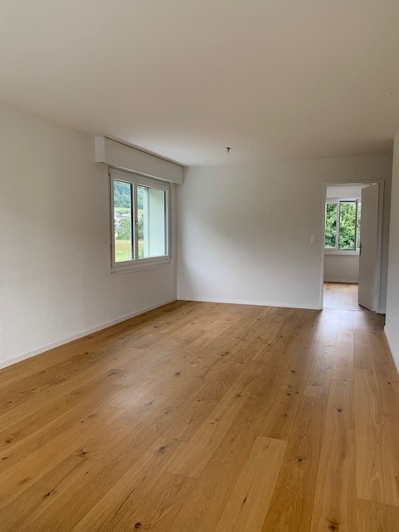 4.5-Zimmerwohnung mit sonnigem Balkon (4)
