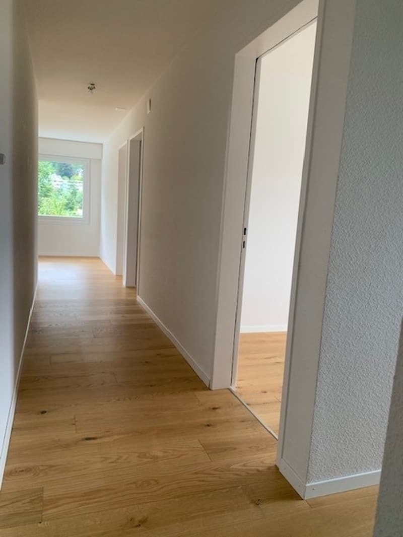 4.5-Zimmerwohnung mit sonnigem Balkon (5)