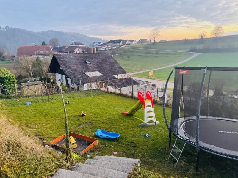 Maison unifamiliale à vendre avec réserve de terrain à bâtir CHF 1'030'000.- (30)