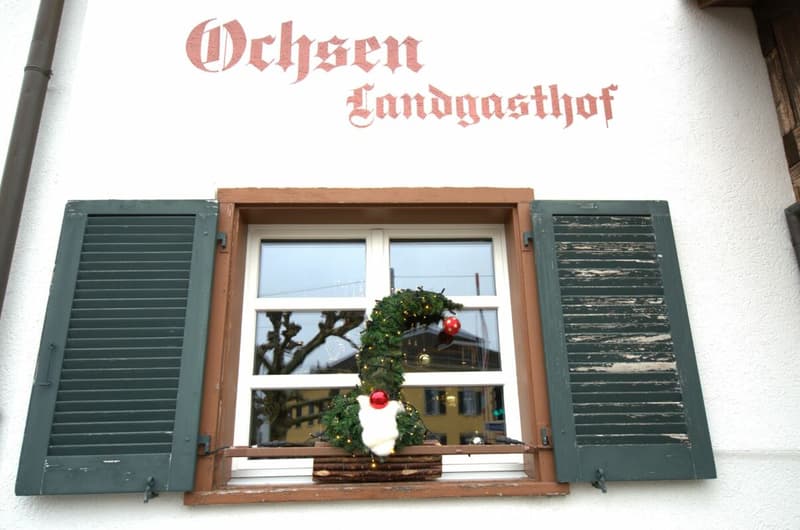 Traditional establishment with 6 rooms and 4.5 room attic apartment in the center of Matzingen (2)