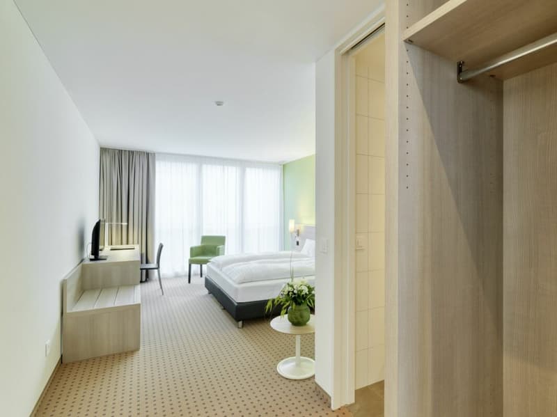 Chambre meublée avec espaces communs (4)
