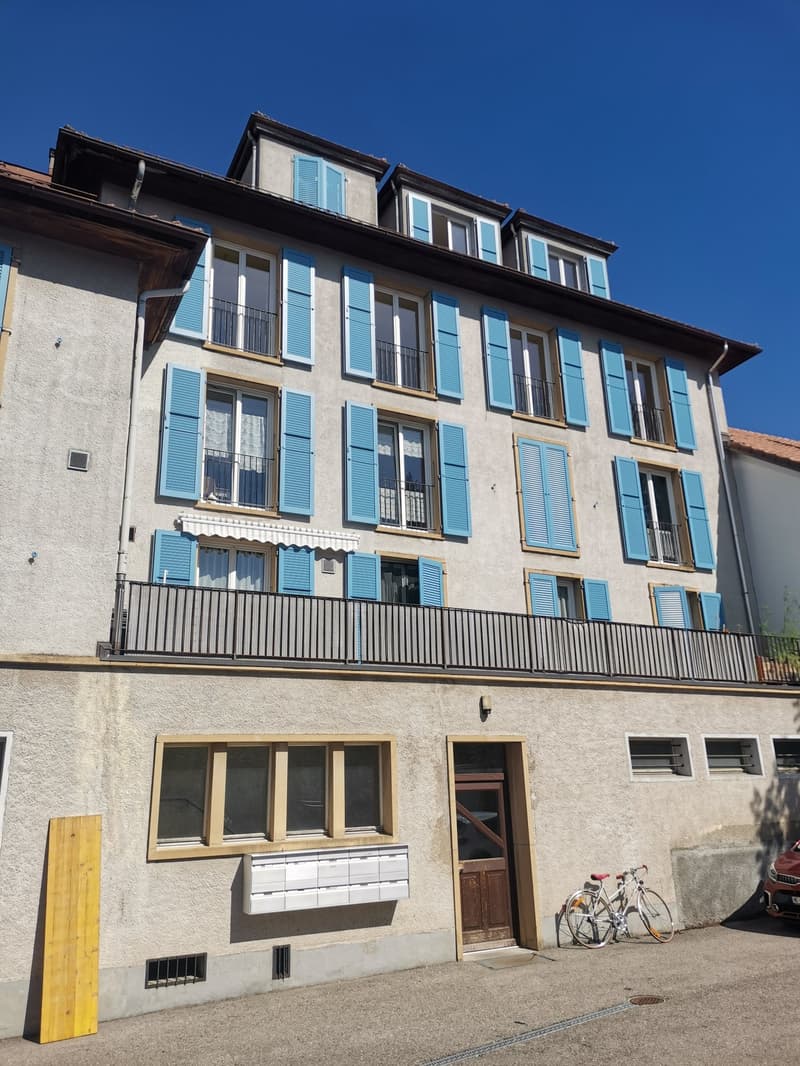 Affascinante appartamento di 3 locali nel centro del villaggio di Môtiers (9)