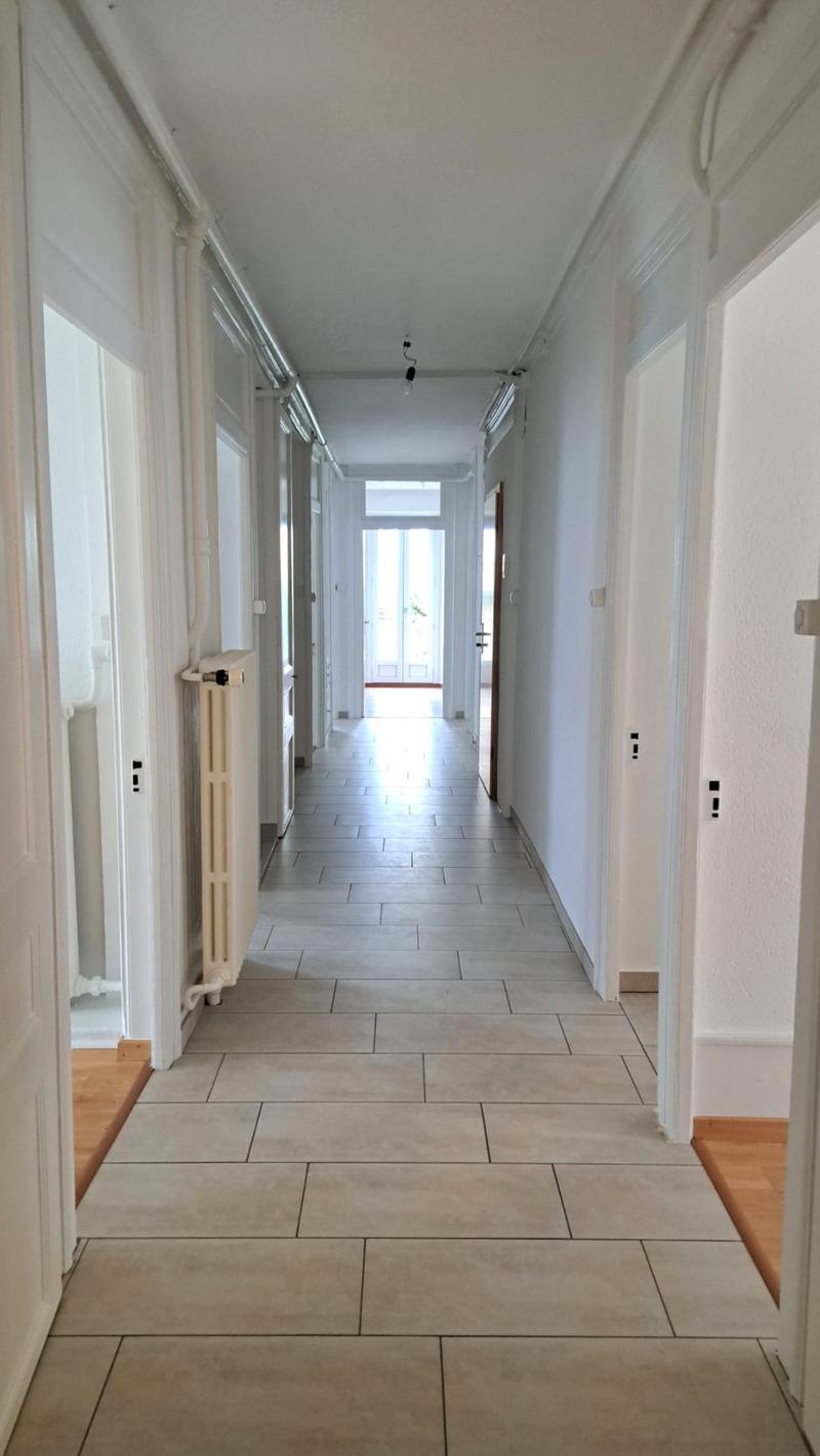 Wohnung mit 6 Zimmern im Zentrum von Fleurier (9)