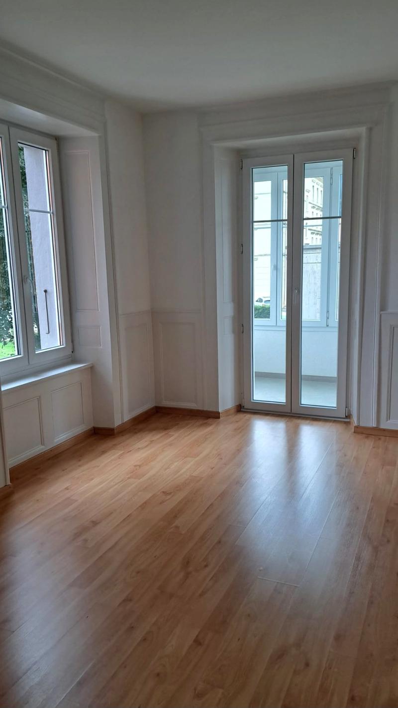 Wohnung mit 6 Zimmern im Zentrum von Fleurier (8)