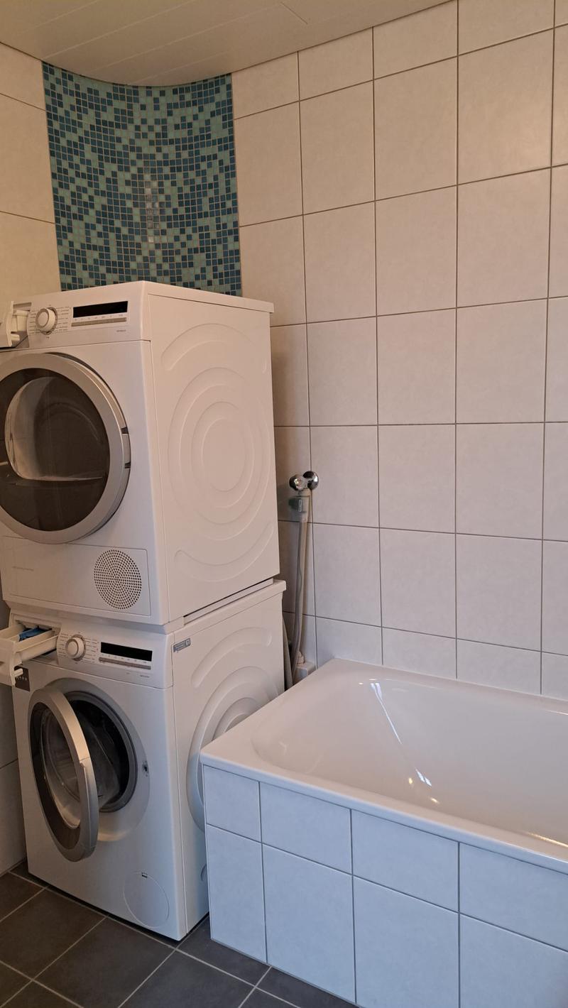 Wohnung mit 6 Zimmern im Zentrum von Fleurier (12)