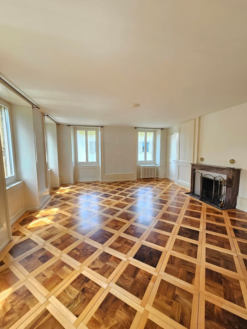 2-room apartment bright and well-located in Fleurier / Painting renovation in progress (2)