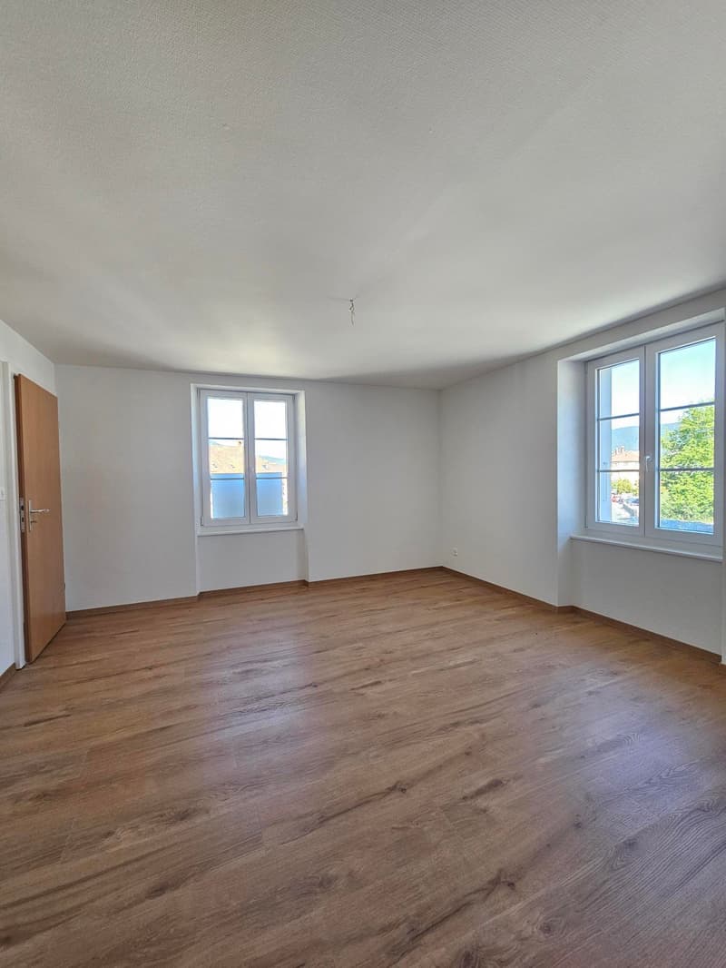 Beautiful renovated apartment in the center of Fleurier (6)