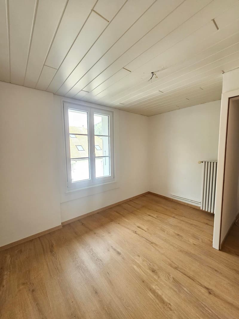 Beautiful renovated apartment in the center of Fleurier (11)