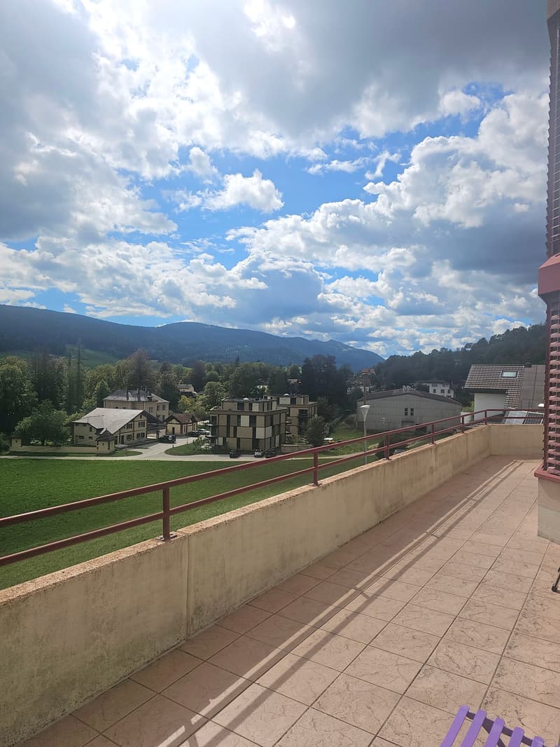 Entre nature et confort : belle maison de 200 m² à Couvet (4)