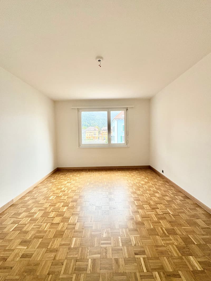 Appartement de 3 pièces lumineux avec grand balcon (6)