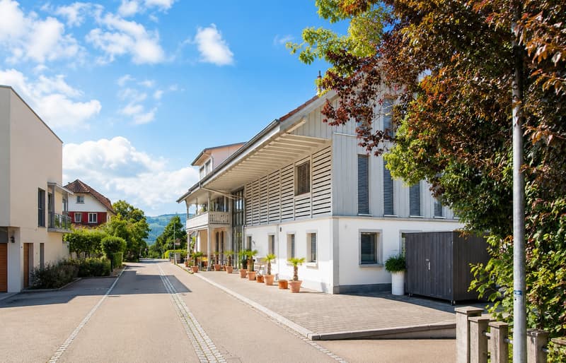 Spacieuse maison multifamiliale avec 7 appartements à Muri b. Bern – Idéale en tant que propriété locative ! (1)