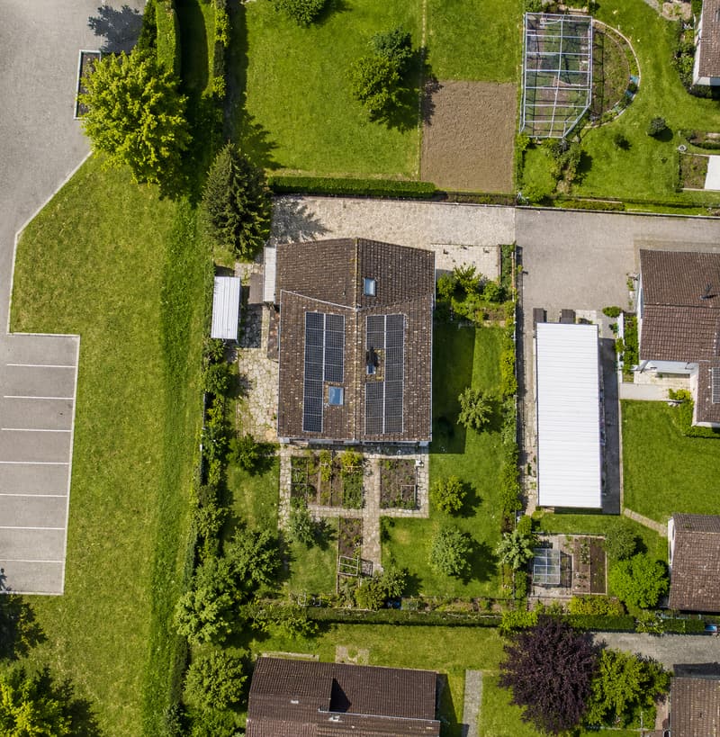 Detached single-family house with surrounding land – the opportunity! (1)