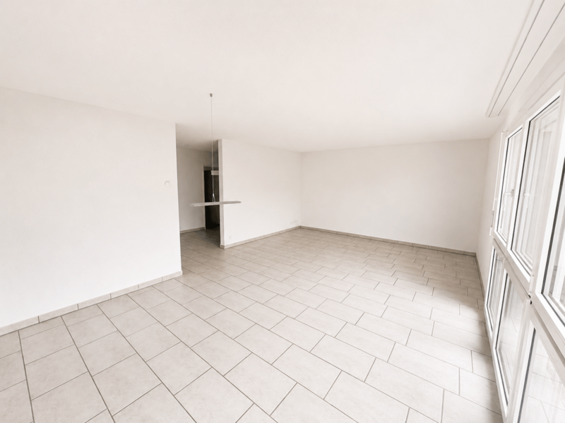 Attraktive 3,5-Zi. Wohnung in ruhigem und gepflegtem Wohnquartier (2)