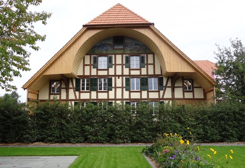 Maison de famille charmante/maison paysanne à Grossaffoltern avec 6 unités de résidence (1)
