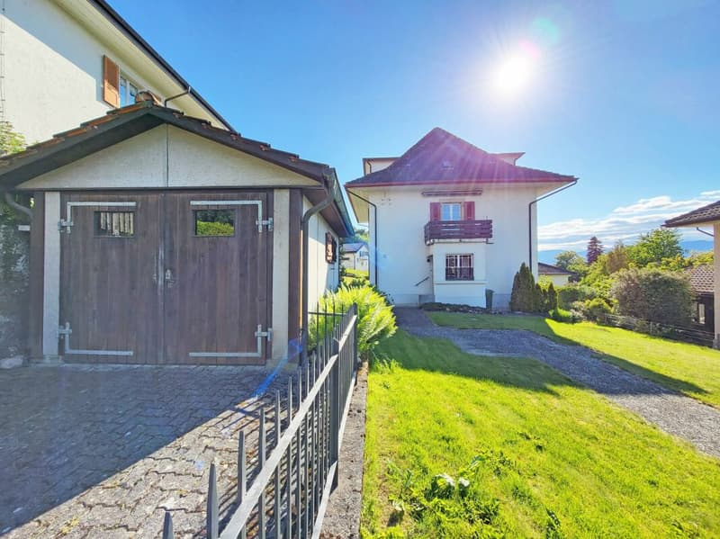 Liegenschaft mit Garage