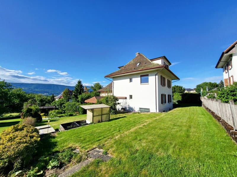 Property in a dreamlike and quiet location in Büren aA. with a wonderful view of the Jura (3)