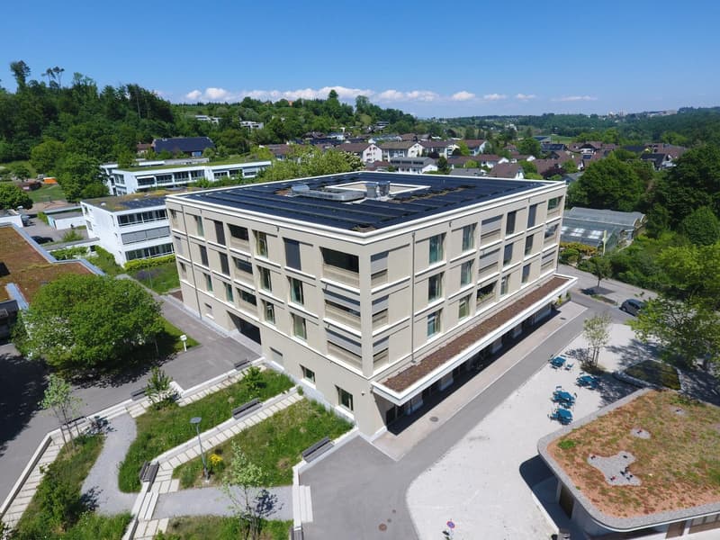 Vivere al centro, vivere in tranquillità – APPARTAMENTO 3.5 LOCALI con loggia a Bremgarten con molti extra (9)