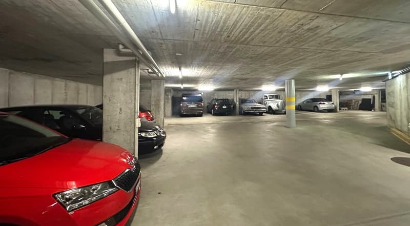 Helle Bürofläche mit 164 m², Glasfaser und grosszügigem Parkplatzangebot (12)