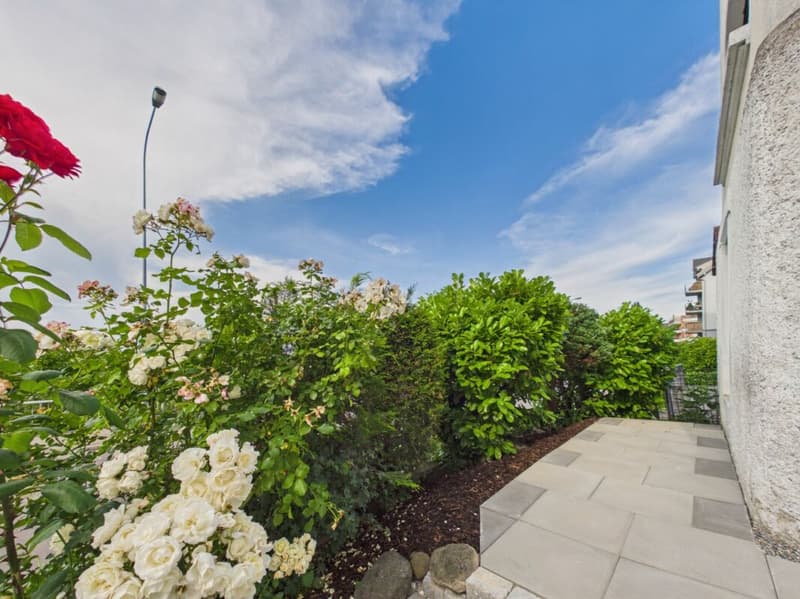 Exclusive 2.5-room apartment | First occupancy | Lake view | Solid wood parquet | Seating area | Washing tower (13)
