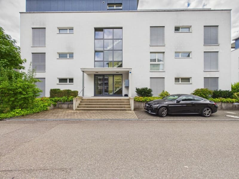 Grosszügiges Wohnen im Quartier «Im Eich» (16)