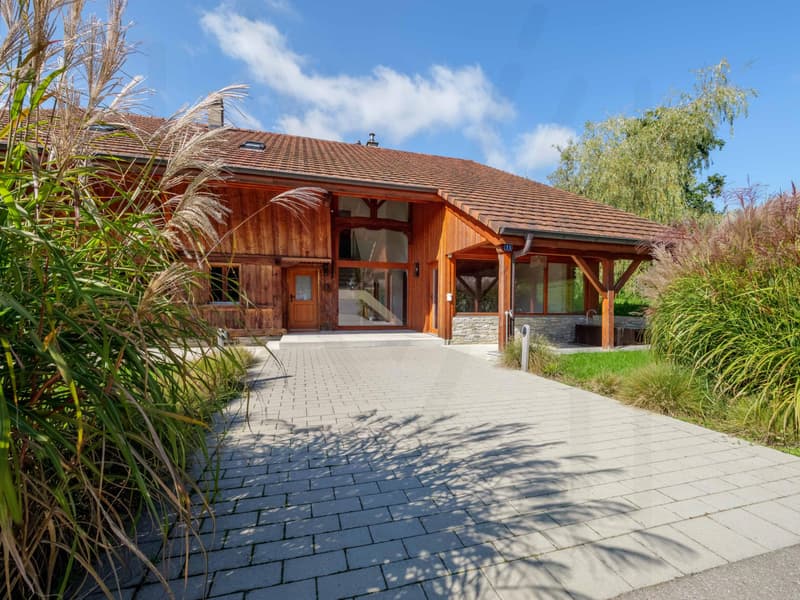 Exceptional, fully renovated character farmhouse in the heart of the Fribourg countryside (7)