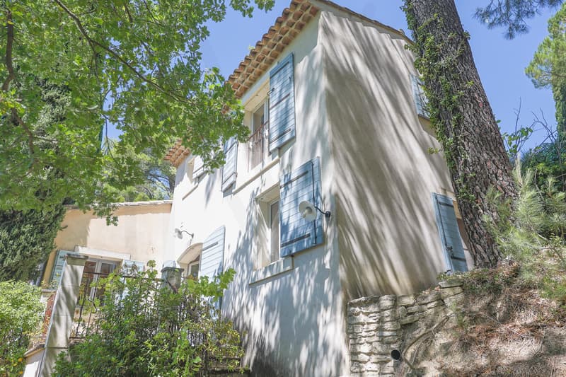 Magnifique propriété à rénover avec piscine à Ménerbes au coeur du Luberon ! (7)