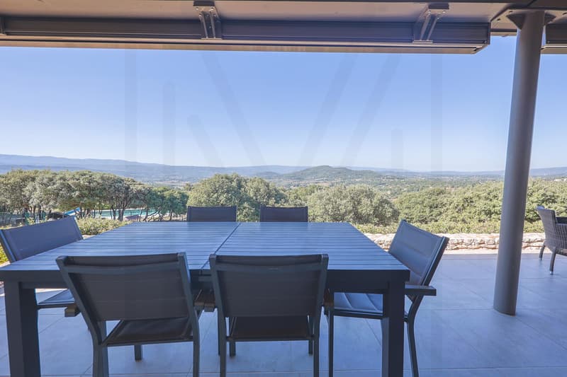 Une propriété d'exception à Saint-Saturnin-lès-Apt (12)