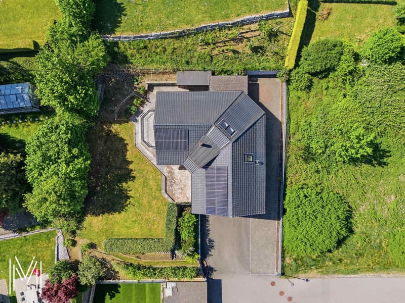 Exceptional 6.5-room villa in a quiet residential area with an exceptional view! (6)