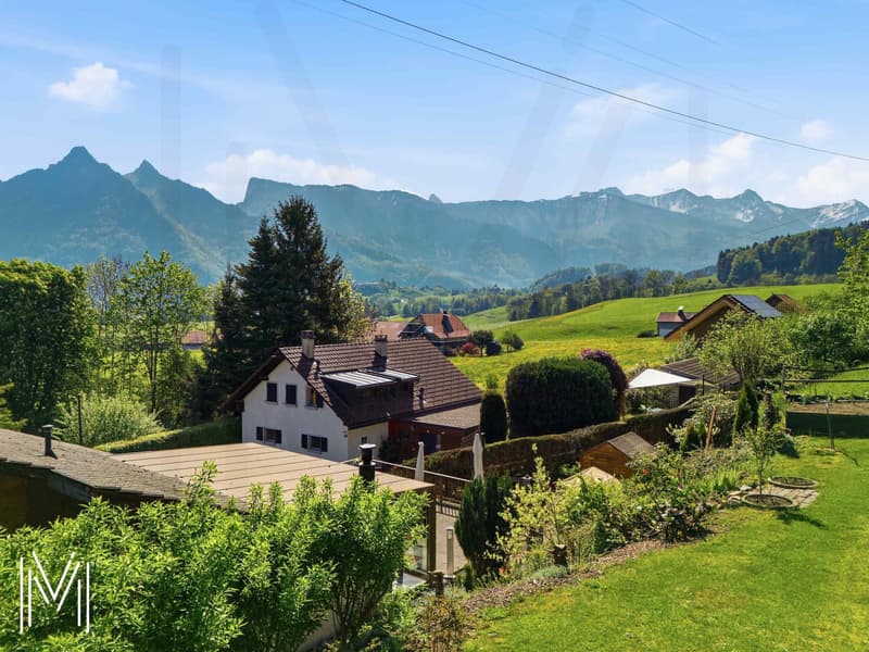 Individual chalet in the heart of Gruyère, between breathtaking panorama and authentic lifestyle! (8)