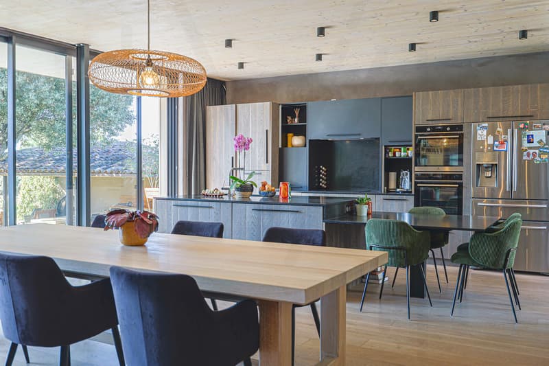 Magnifique propriété contemporaine dans un cadre privilégié ! (5)