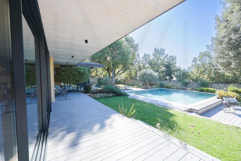 Magnifique propriété contemporaine dans un cadre privilégié ! (6)