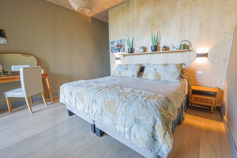 Magnifique propriété contemporaine dans un cadre privilégié ! (9)
