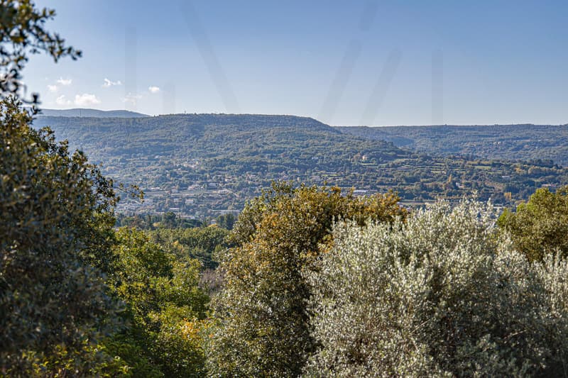 Magnifique propriété contemporaine dans un cadre privilégié ! (8)