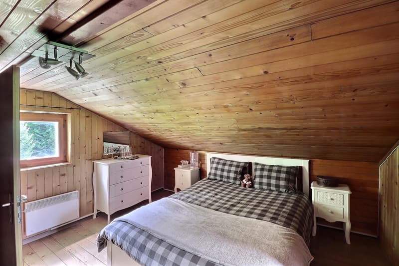 Un scrigno di quiete di fronte al lago di Gruyère? Chalet individuale a La Berra (5)