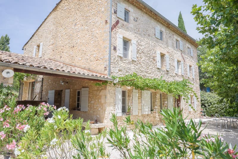 Prächtige Steinstadtvilla mit Panoramablick und beheiztem Pool in der Nähe von Roussillon ? Im Herzen des Luberon (6)