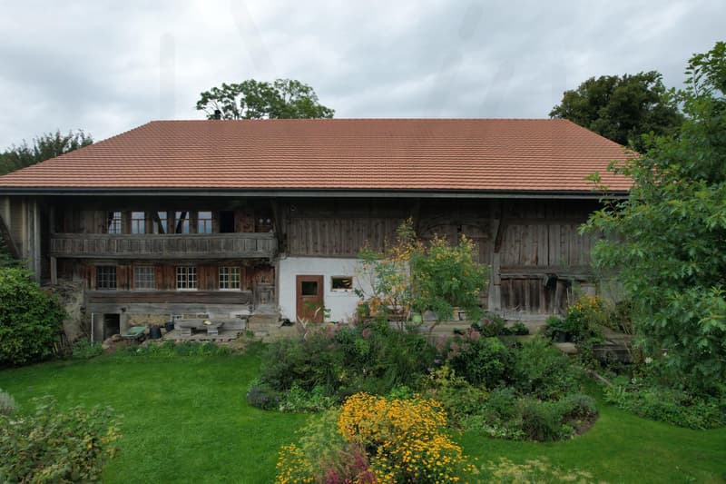 The Art of Country Living! An exceptional farm where authenticity, elegance, and serenity meet! (2)